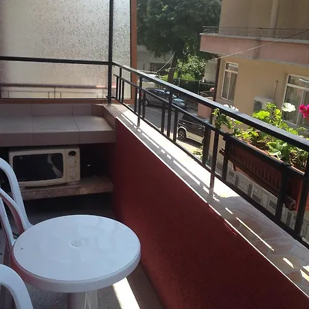 Serbezovi Apartment *