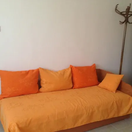 Serbezovi Apartment *