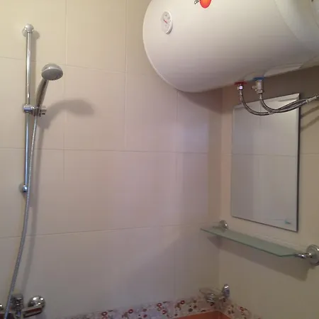 Serbezovi Apartment *